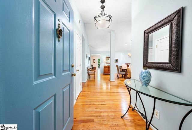 1303 S Arrowhead Drive, Westminster, SC 29693