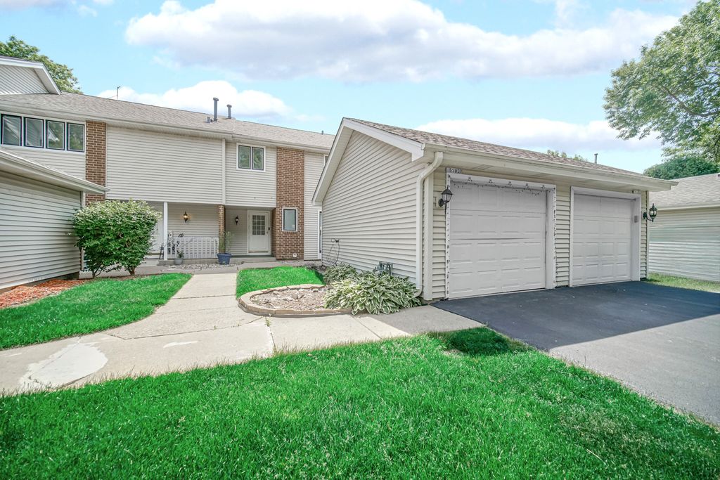 5S027 Pebble Beach Court, Naperville, IL 60563 — exterior