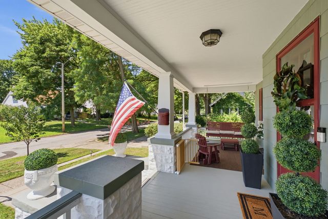 1022 24th Street, Moline, IL 61265