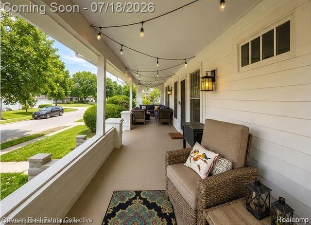 283 Phillips Avenue, Clawson, MI 48017
