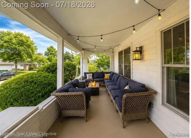 283 Phillips Avenue, Clawson, MI 48017