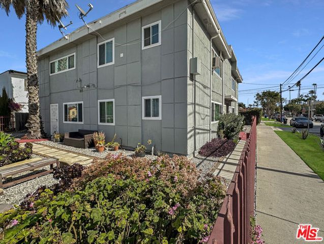 5113 Roseland Street 3, Los Angeles, CA 90016