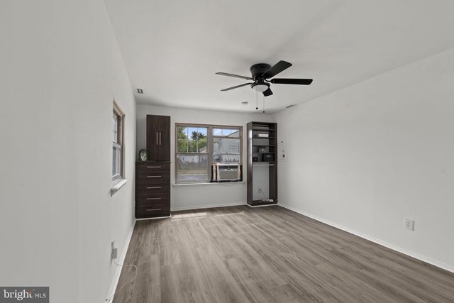 87 HAMPTON GATE DR, Sicklerville, NJ 08081