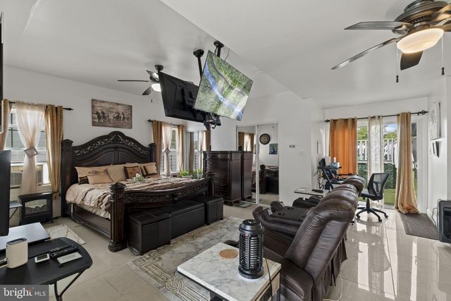 87 HAMPTON GATE DR, Sicklerville, NJ 08081