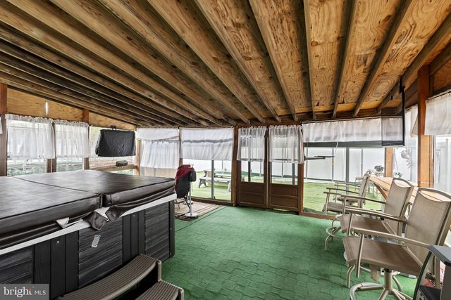87 HAMPTON GATE DR, Sicklerville, NJ 08081