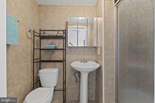87 HAMPTON GATE DR, Sicklerville, NJ 08081