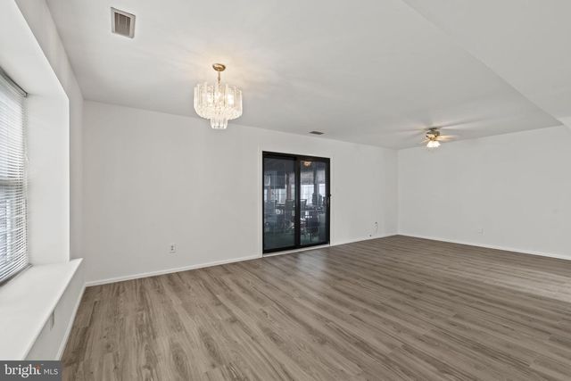 87 HAMPTON GATE DR, Sicklerville, NJ 08081