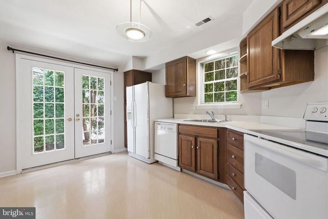 31 BANBURY CT, Southampton, PA 18966