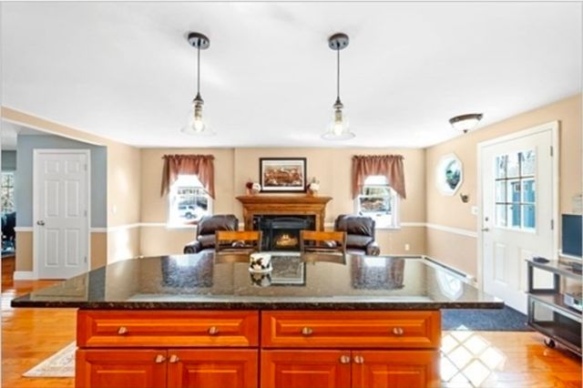 1 Katies Way, Sandwich, MA 02537