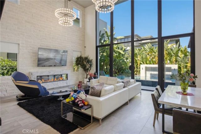 51 Hartman, Irvine, CA 92618