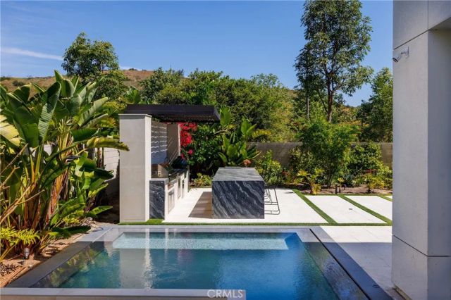 51 Hartman, Irvine, CA 92618