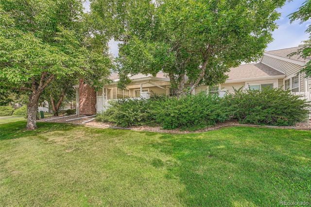 2800 S Heather Gardens Way B, Aurora, CO 80014
