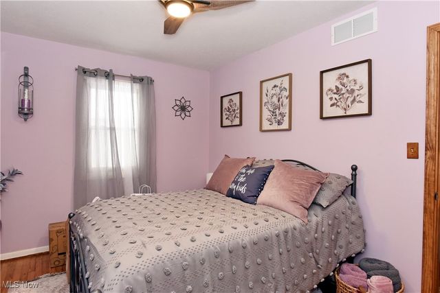 3686 S Sunnyfield Drive, Akron, OH 44321