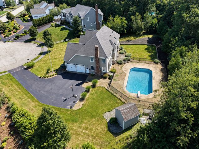21 Ashwood Cir, Shrewsbury, MA 01545