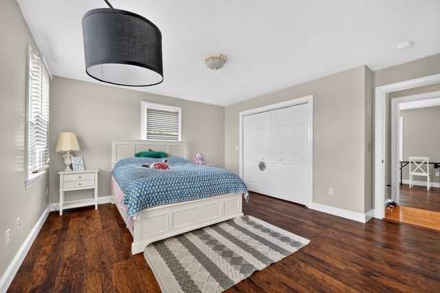 21 Ashwood Cir, Shrewsbury, MA 01545
