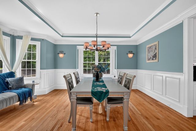 21 Ashwood Cir, Shrewsbury, MA 01545