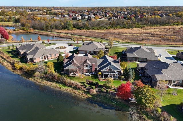 8839 Indiana Harbor Drive, Frankfort, IL 60423