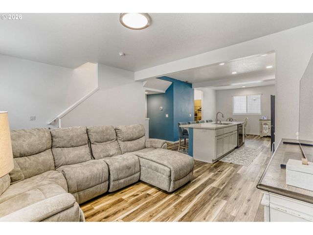 7784 Nw SITKA Ter, Portland, OR 97229