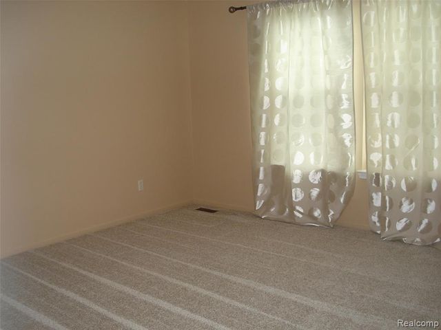 1782 Shepherds, Troy, MI 48084