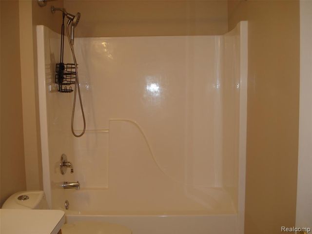 1782 Shepherds, Troy, MI 48084