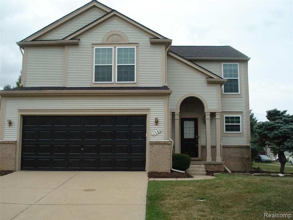1782 Shepherds, Troy, MI 48084