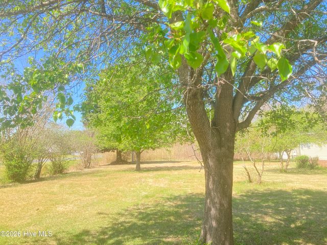 1586 Gum Swamp Church Road, Greenville, NC 27834