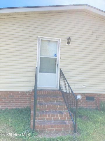 1586 Gum Swamp Church Road, Greenville, NC 27834