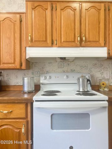 1586 Gum Swamp Church Road, Greenville, NC 27834