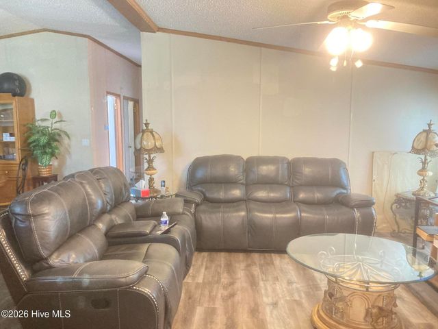 1586 Gum Swamp Church Road, Greenville, NC 27834