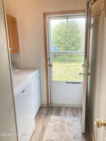 1586 Gum Swamp Church Road, Greenville, NC 27834