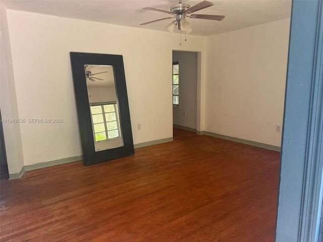 12110 NE 11th Pl, North Miami, FL 33161