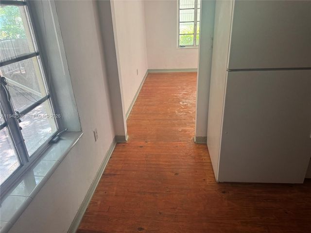 12110 NE 11th Pl, North Miami, FL 33161