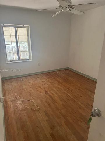 12110 NE 11th Pl, North Miami, FL 33161