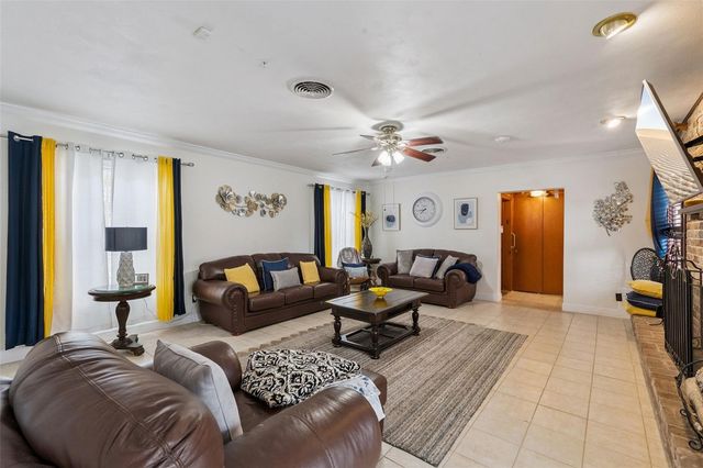 27 S CENTER STREET, Eustis, FL 32726