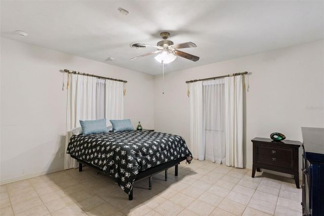 27 S CENTER STREET, Eustis, FL 32726