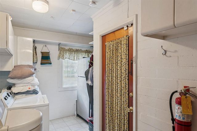 27 S CENTER STREET, Eustis, FL 32726