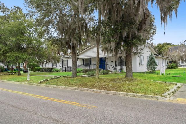 27 S CENTER STREET, Eustis, FL 32726