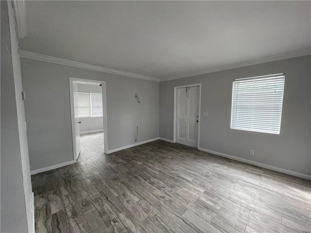 616 NE 11th Avenue, Pompano Beach, FL 33060