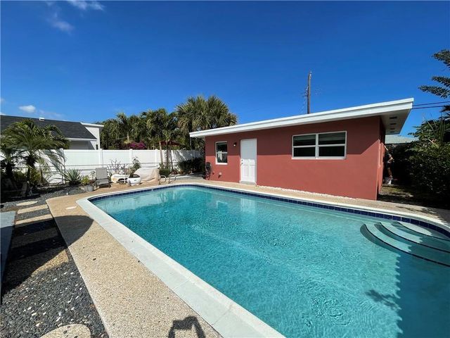 616 NE 11th Avenue, Pompano Beach, FL 33060