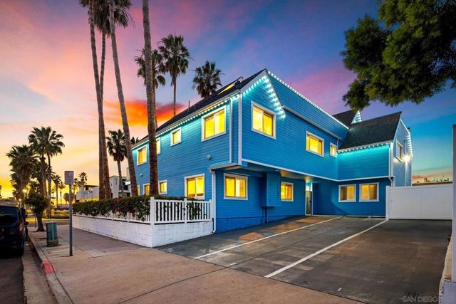 5112 Saratoga Ave 3, San Diego, CA 92107