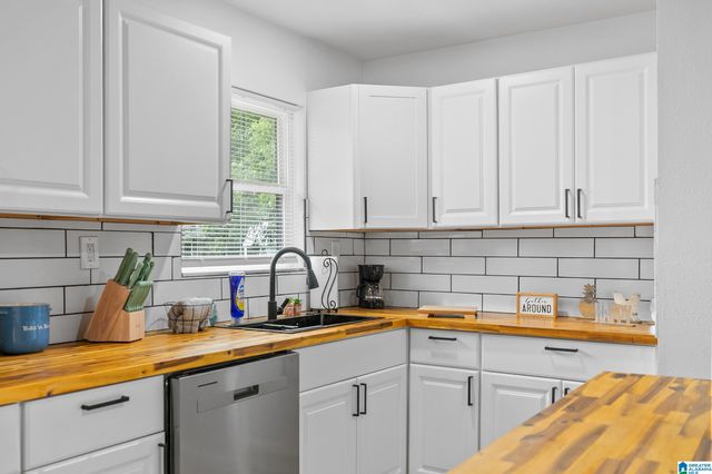 916 MCMILLON AVENUE SW, Birmingham, AL 35211