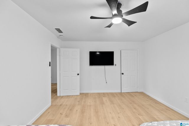 916 MCMILLON AVENUE SW, Birmingham, AL 35211