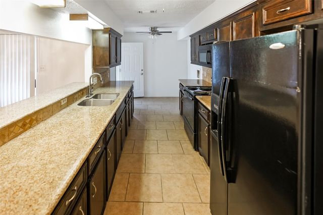 2107 Hazlitt Drive, Houston, TX 77032