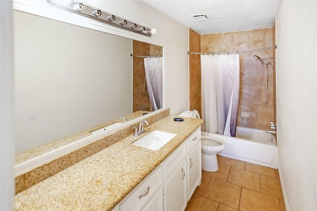 2107 Hazlitt Drive, Houston, TX 77032