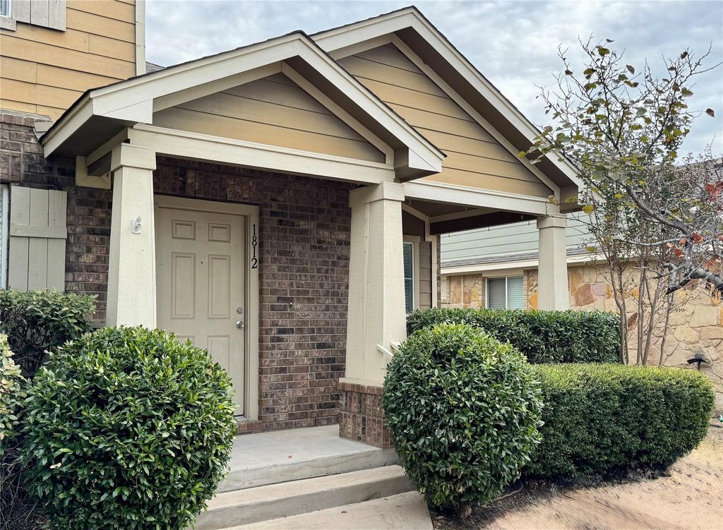 1812 Indian Lodge DR, Cedar Park, TX 78613