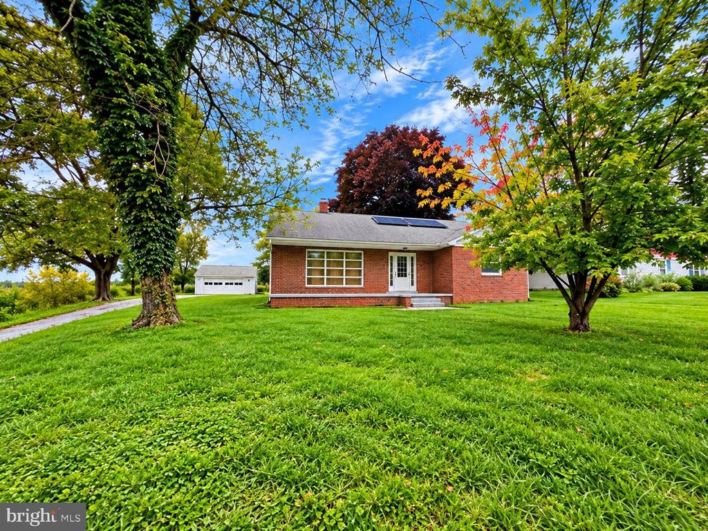 506 S NEW MIDDLETOWN RD, MEDIA, PA 19063 — exterior