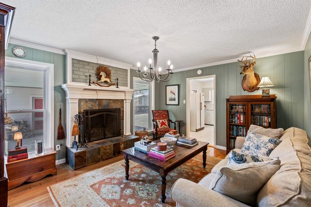 6101 IVAWOOD DR, Bartlett, TN 38134