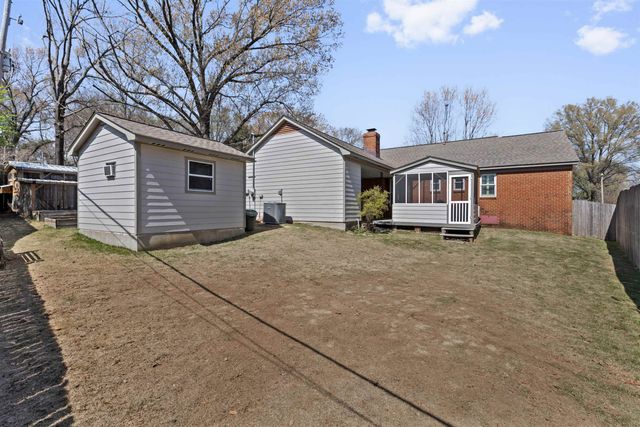 6101 IVAWOOD DR, Bartlett, TN 38134