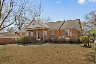 6101 IVAWOOD DR, Bartlett, TN 38134