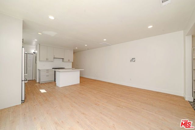 5430 Monroe Street, Los Angeles, CA 90038